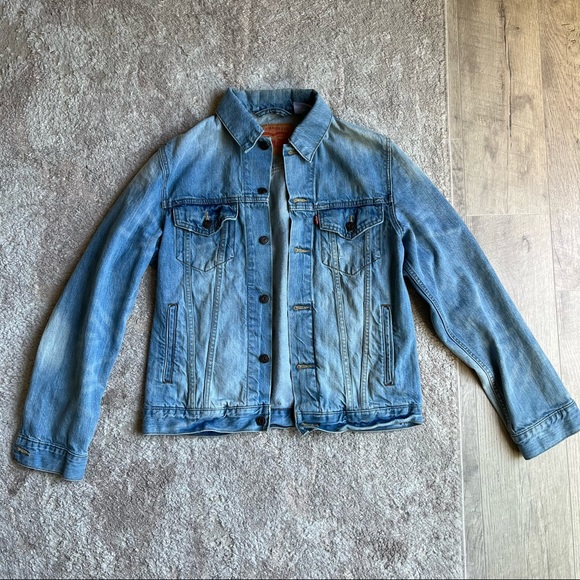 Levi’s Distressed Denim Jacket Jean Jacket - Picture 3 of 11